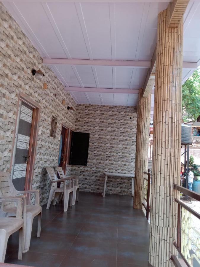 מלון New Alpha House מת'ראן מראה חיצוני תמונה